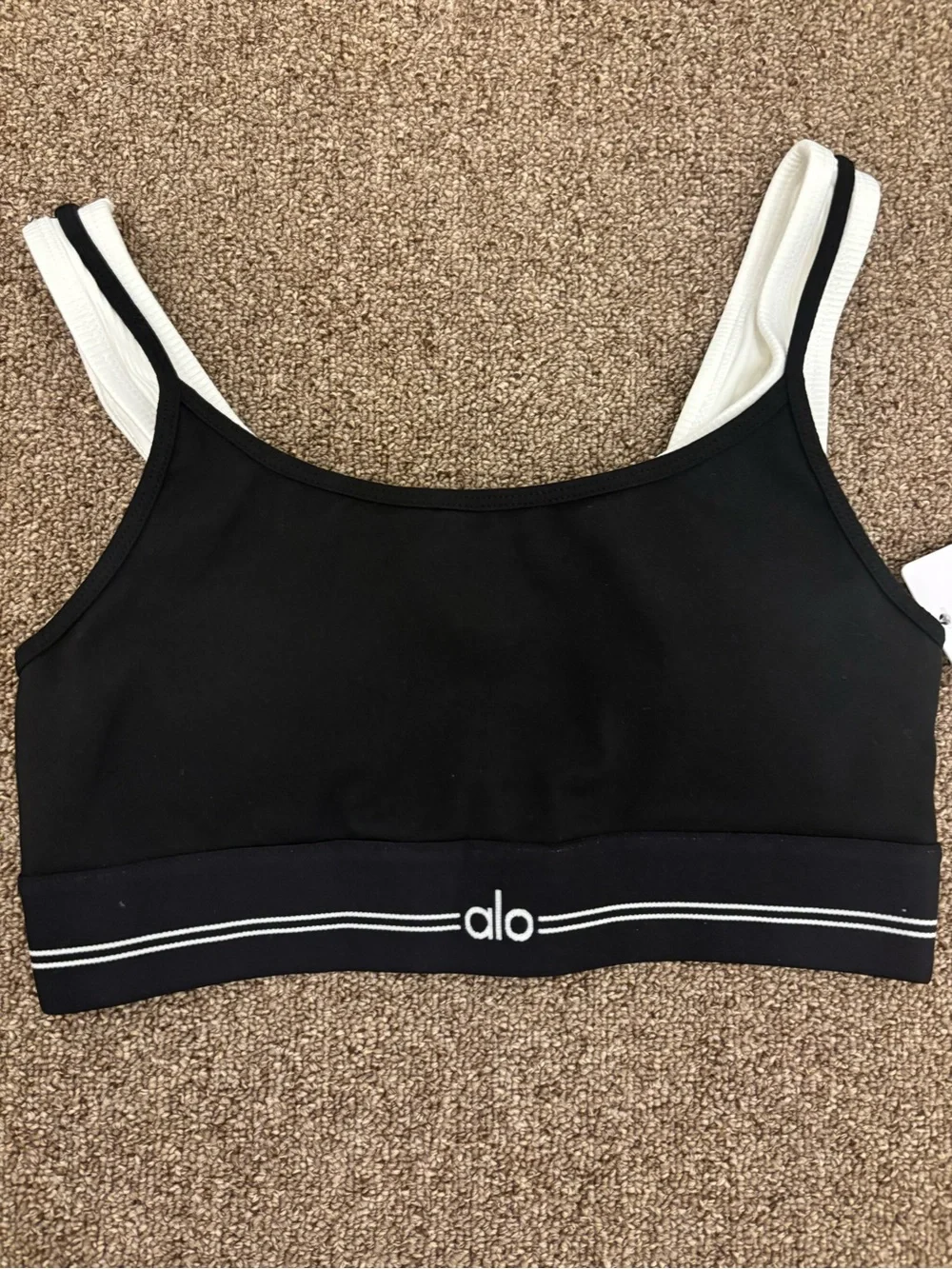ALO Yoga sleek black